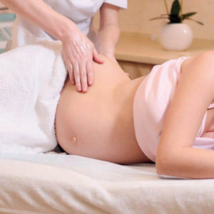 Massage suédois pour femme enceinte